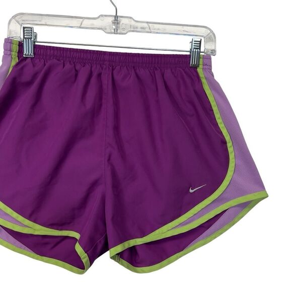 Purple green Nike Dri-Fit medium shorts embroidered swoosh - Picture 4 of 12